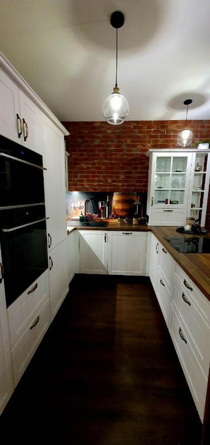 Apartman Jako Doma Olomouc Bagian luar foto