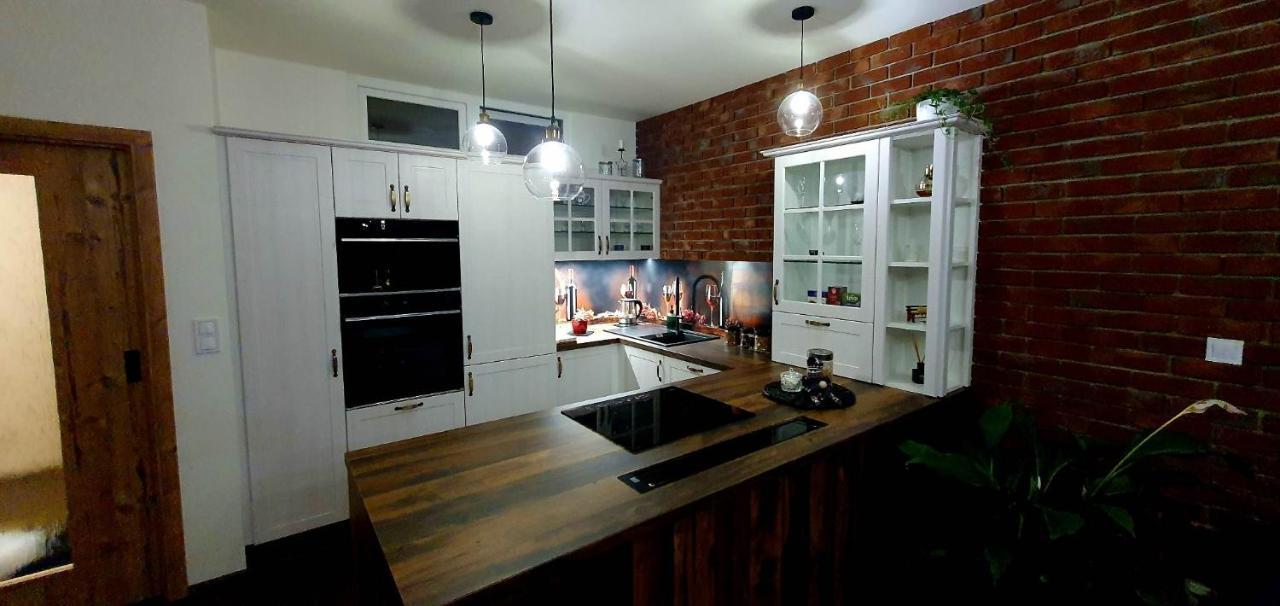 Apartman Jako Doma Olomouc Bagian luar foto
