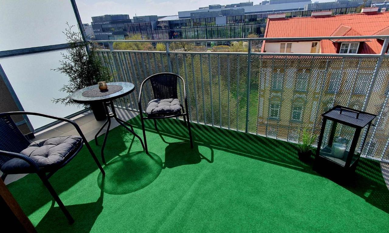 Apartman Jako Doma Olomouc Bagian luar foto