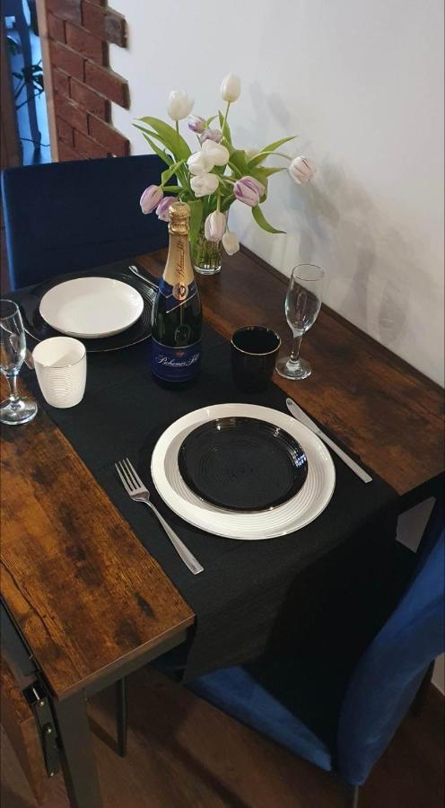 Apartman Jako Doma Olomouc Bagian luar foto